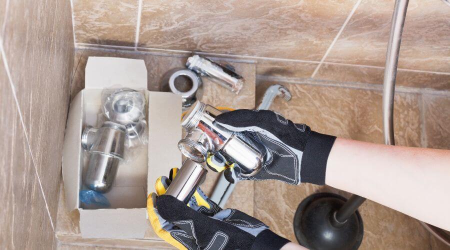 Professional gutter cleaning in Guernsey, IA